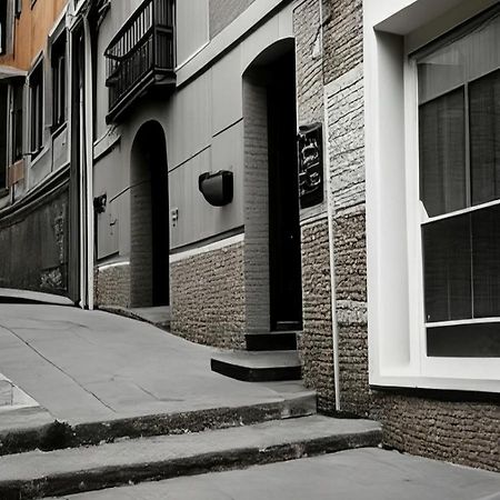 Appartement L'Orchidea Bianca à Cagliari Extérieur photo