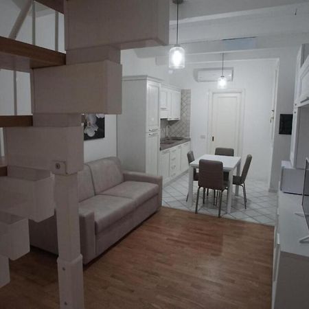 Appartement L'Orchidea Bianca à Cagliari Extérieur photo